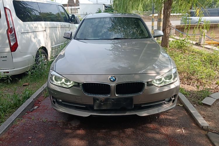 BMW 3 Series 2017 #3 BMW 3 Series 2017 car image #3