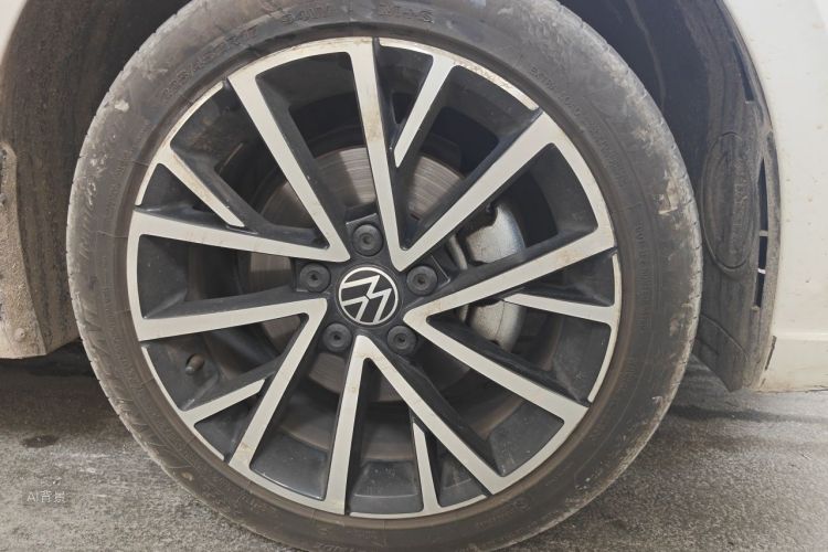 Volkswagen Lavida 2020 car image #9