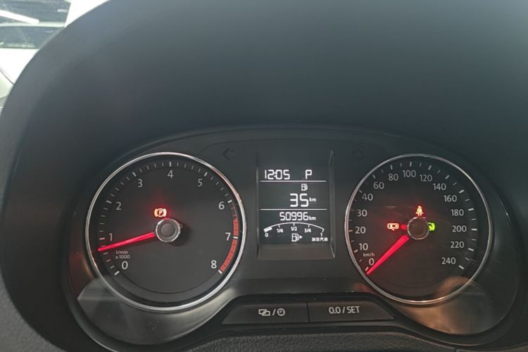 Volkswagen Polo 2016 #12 Volkswagen Polo 2016 car image #12