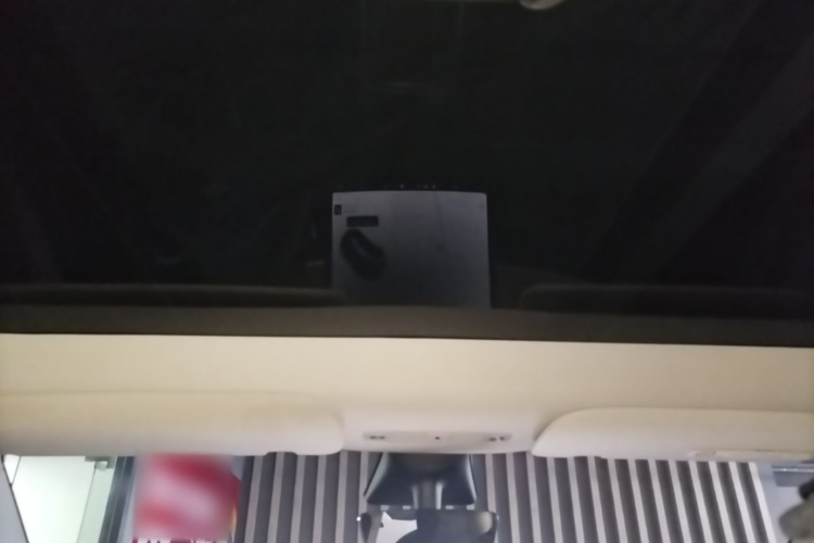 Tesla Model Y 2021 #18 Tesla Model Y 2021 car image #18