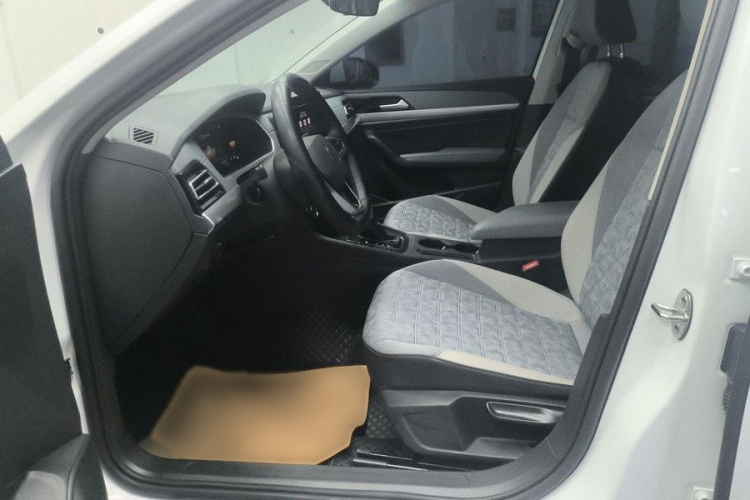 Volkswagen Lavida 2022 car image #15