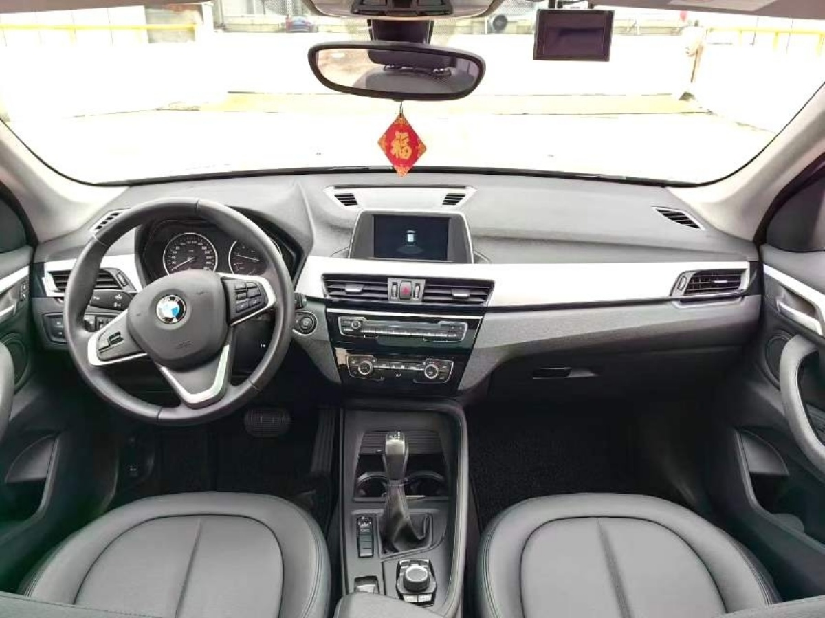 BMW X1 2018 #5 BMW X1 2018 car image #5