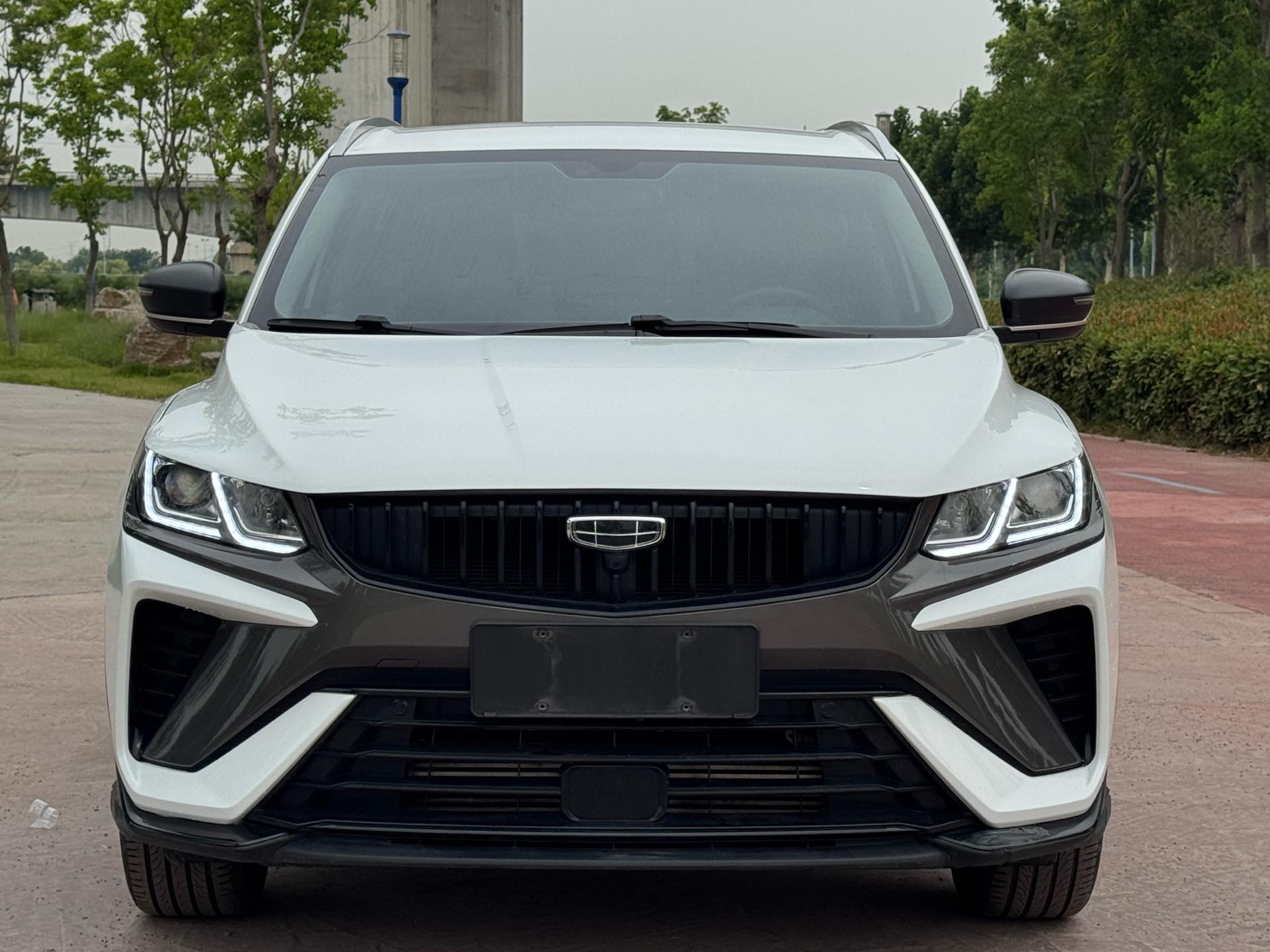 GEELY Coolray 2024 car image #2