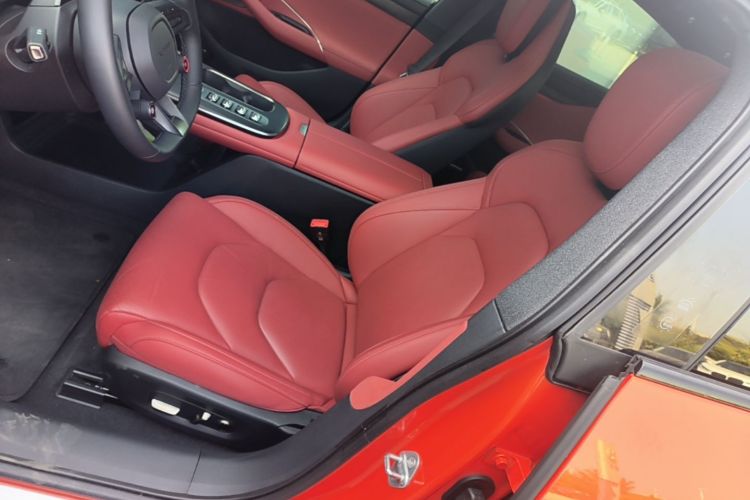 MI SU7 2025 car image #15