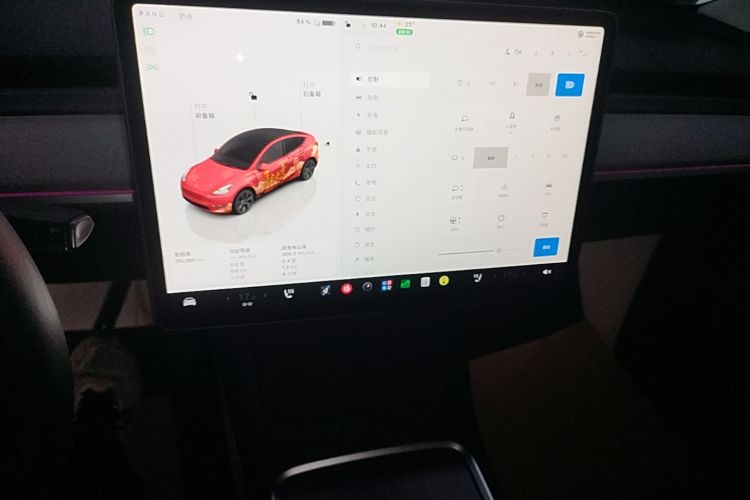 Tesla Model Y 2023 #13 Tesla Model Y 2023 car image #13