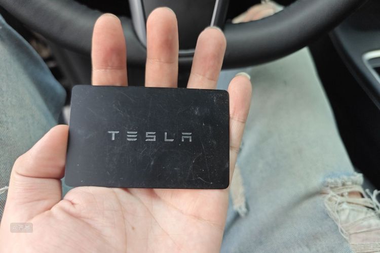Tesla Model Y 2021 #10 Tesla Model Y 2021 car image #10