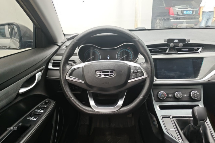 GEELY Emgrand 2022 #12 GEELY Emgrand 2022 car image #12