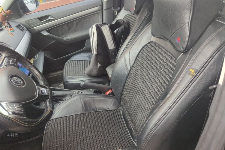 Volkswagen Lavida 2015 car image #17