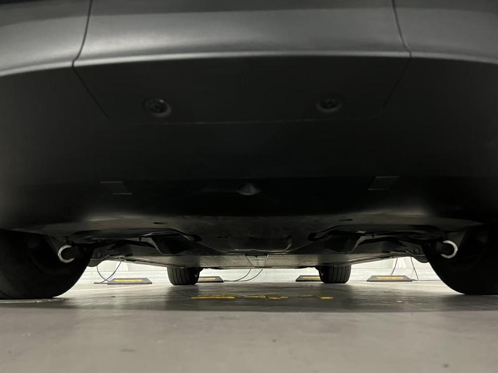 Tesla Model Y 2025 #9 Tesla Model Y 2025 car image #9