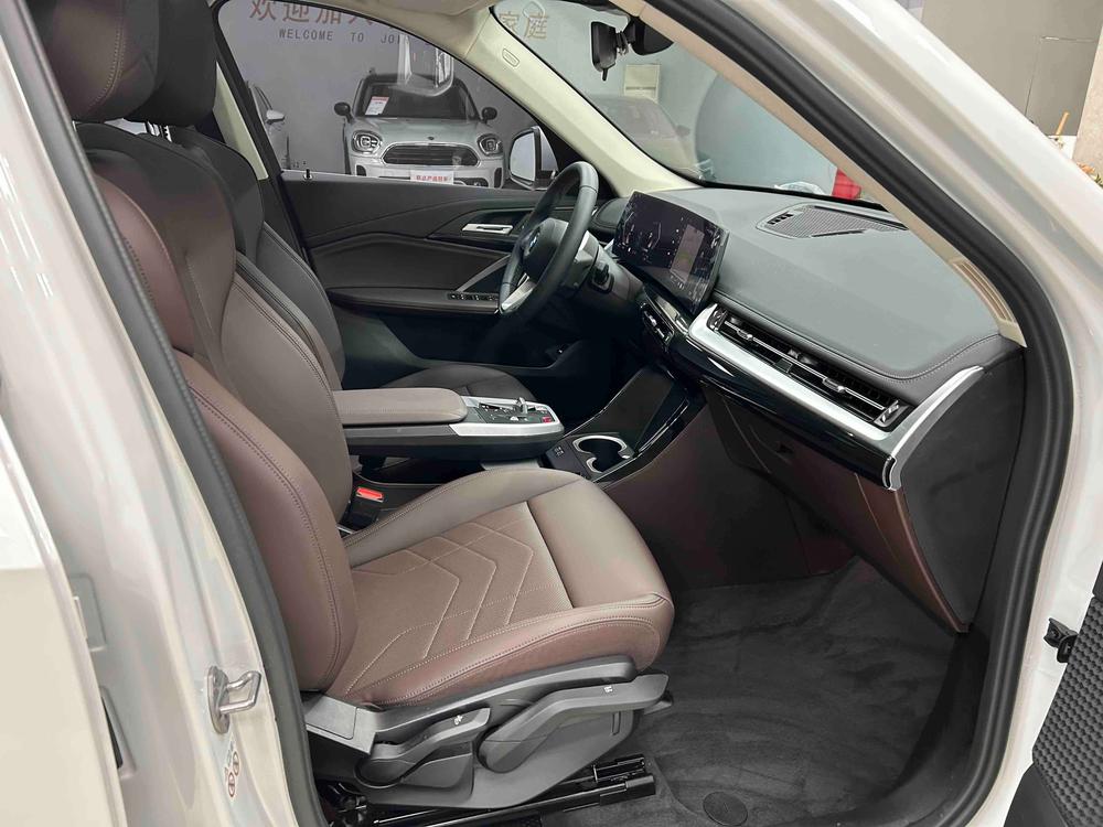 BMW X1 2023 imagen de coche #27
