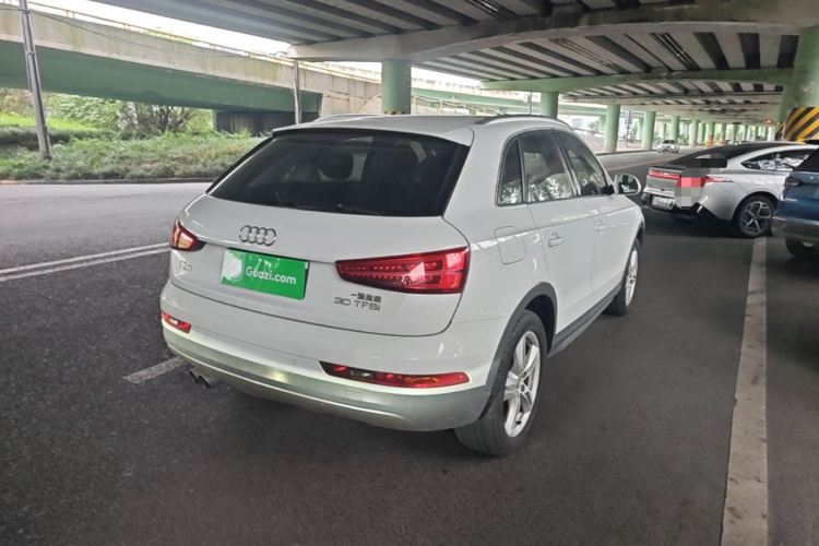 Audi Q3 2019 #7 Audi Q3 2019 car image #7