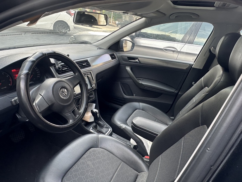 Volkswagen Santana 2014 car image #4