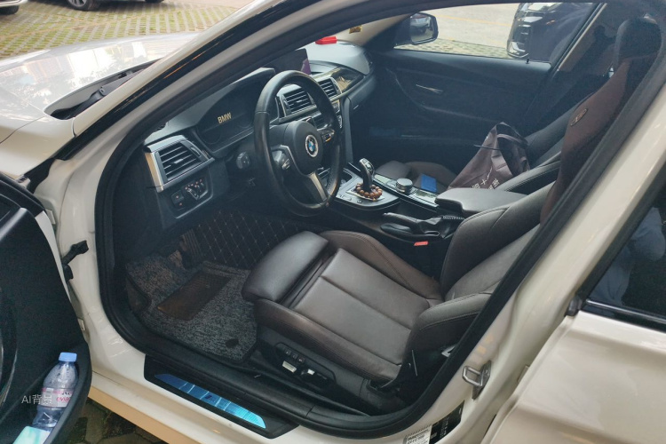 BMW 3 Series 2018 #18 BMW 3 Series 2018 car image #18