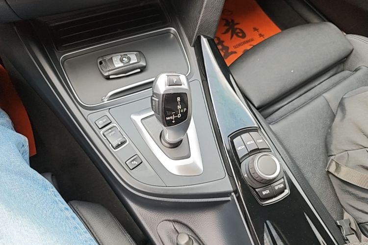 BMW 3 Series 2018 #14 BMW 3 Series 2018 imagen de coche #14