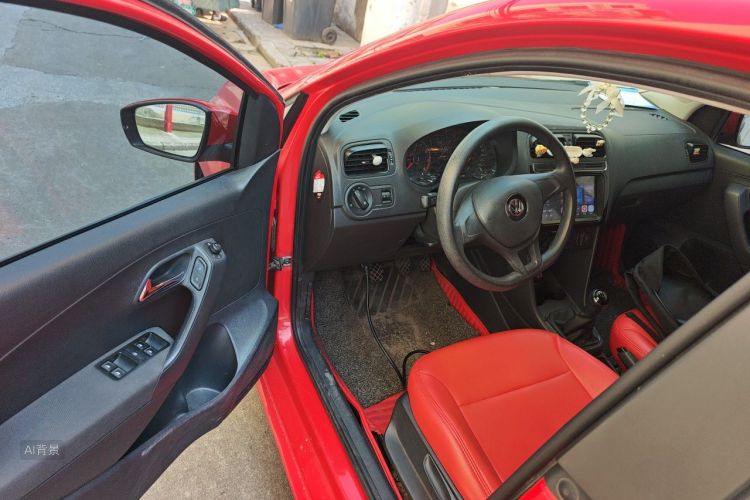 Volkswagen Polo 2017 car image #18