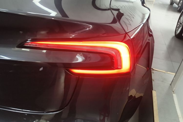 Tesla Model 3 2024 #8 Tesla Model 3 2024 car image #8