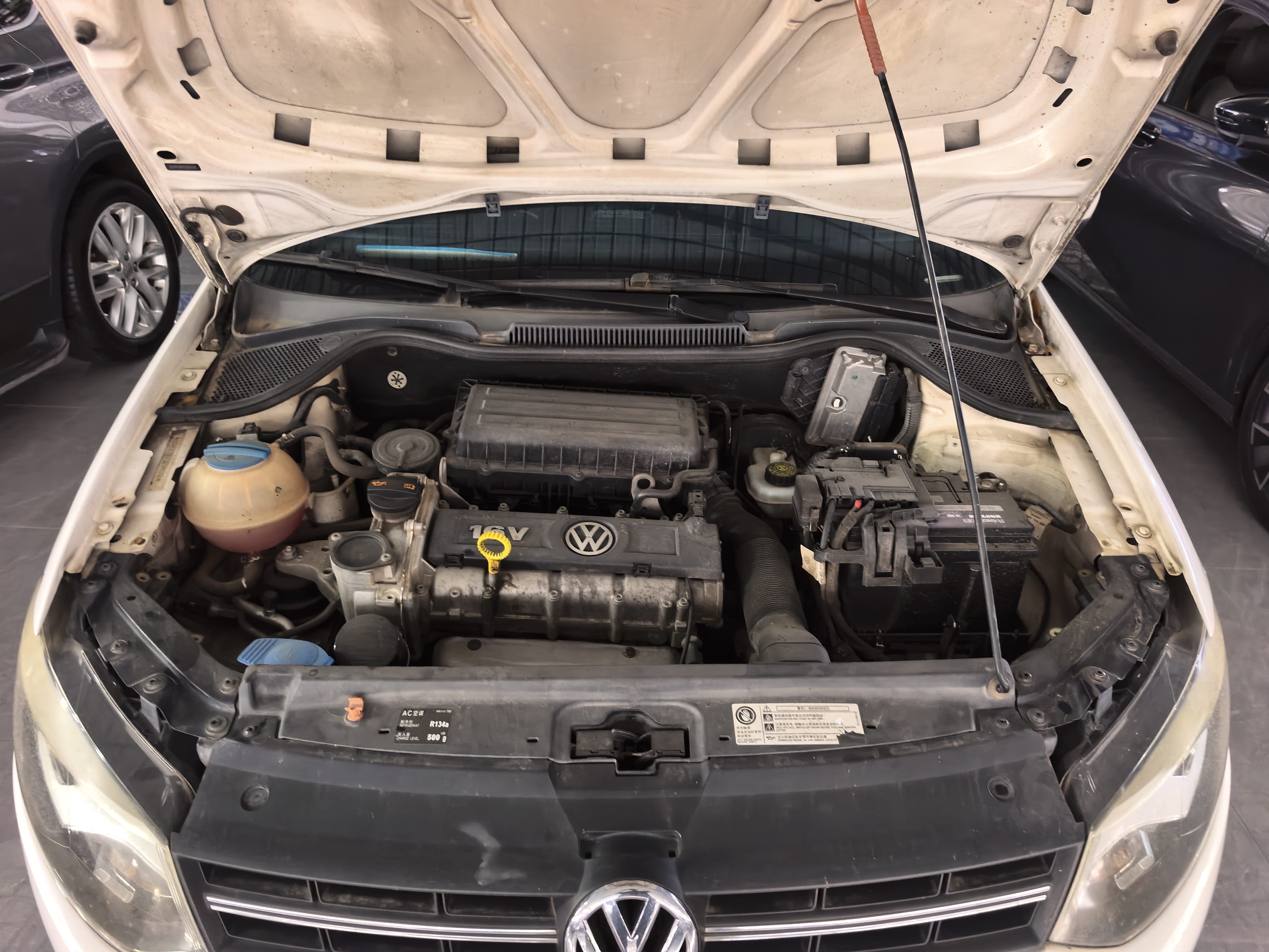 Volkswagen Polo 2013 car image #17