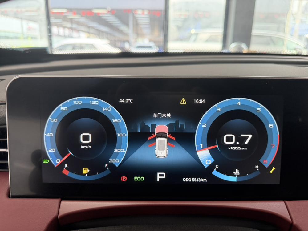 Jetour X70 PLUS 2023 car image #12