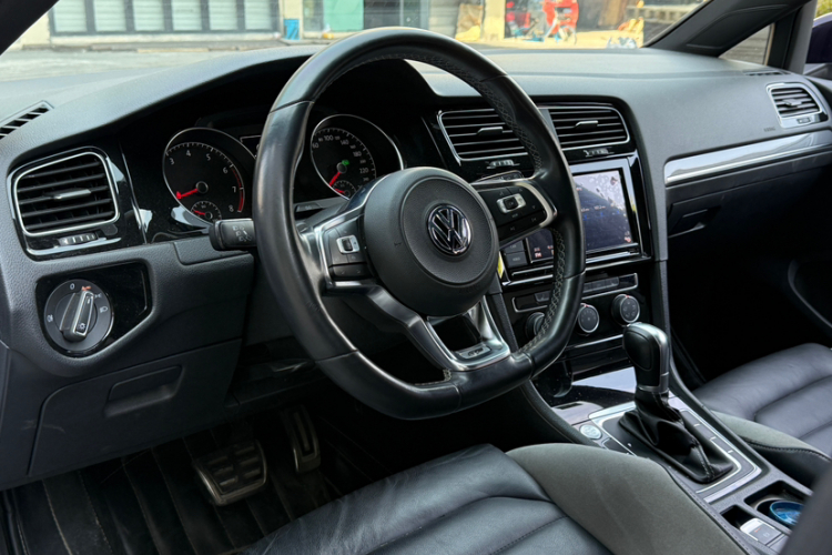 Volkswagen Golf 2019 #15 Volkswagen Golf 2019 car image #15