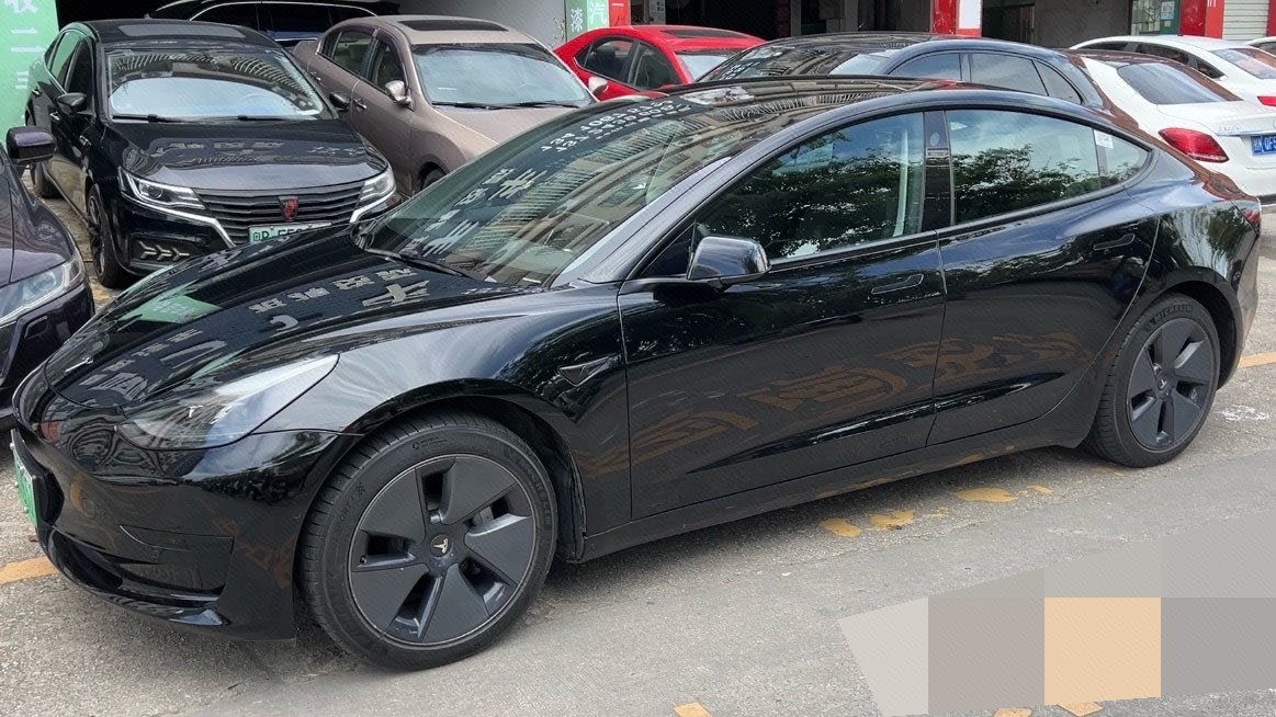 Tesla Model 3 2021 car image 