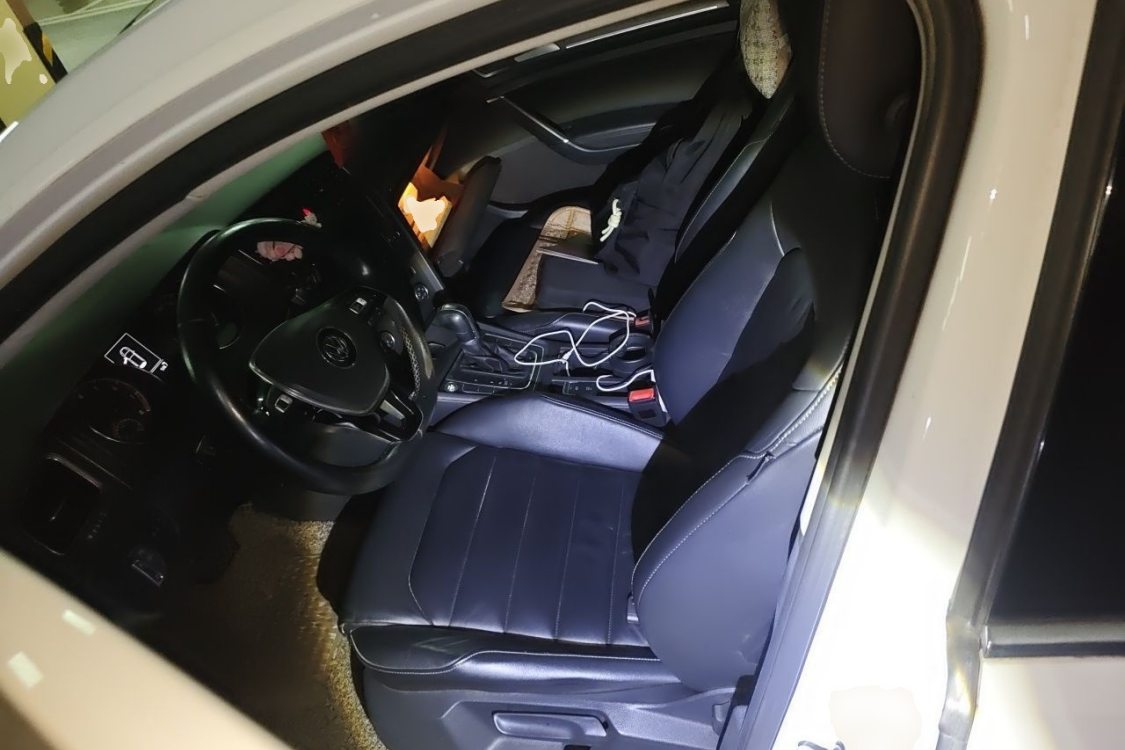 Volkswagen Golf 2015 صورة سيارة #18