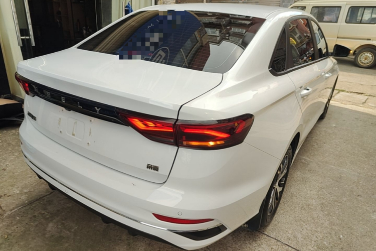 GEELY Emgrand 2024 #5 GEELY Emgrand 2024 car image #5
