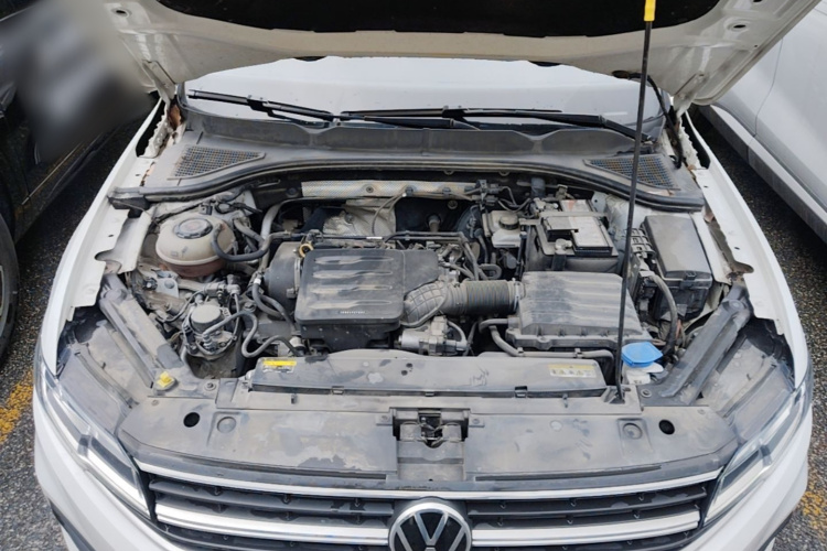 Volkswagen Bora 2022 car image #22