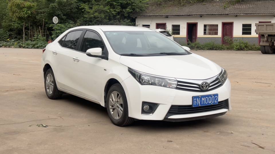 Toyota Corolla 2016 immagine di auto #3