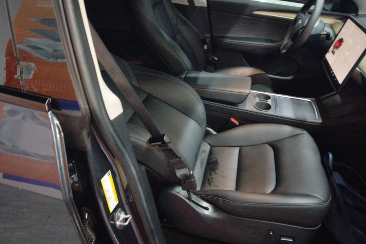Tesla Model Y 2022 #24 Tesla Model Y 2022 car image #24