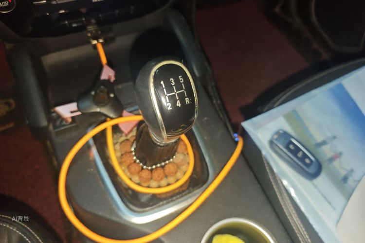 GEELY Vision X6 2017 immagine di auto #16