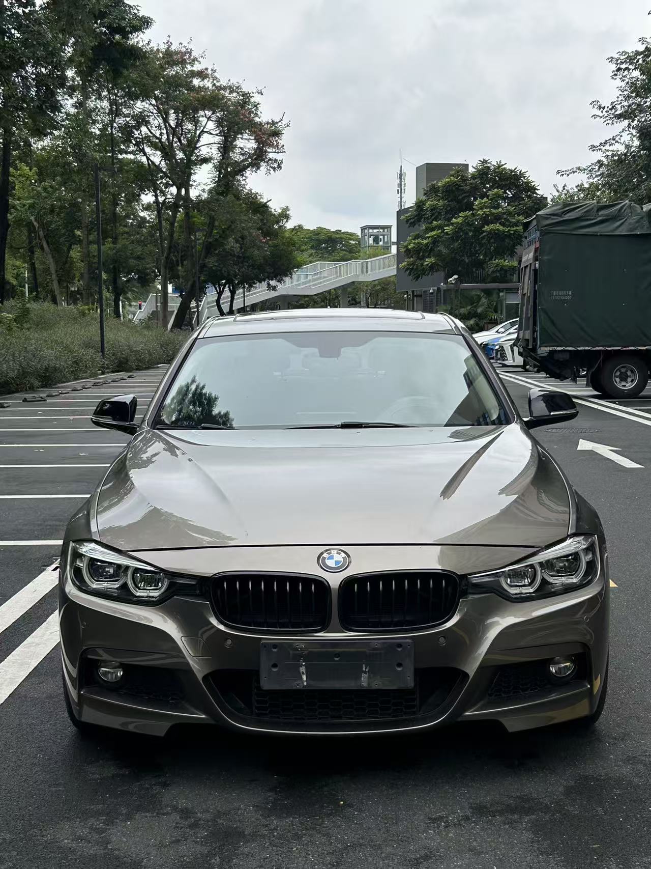 BMW 3 Series 2018 #2 BMW 3 Series 2018 car image #2