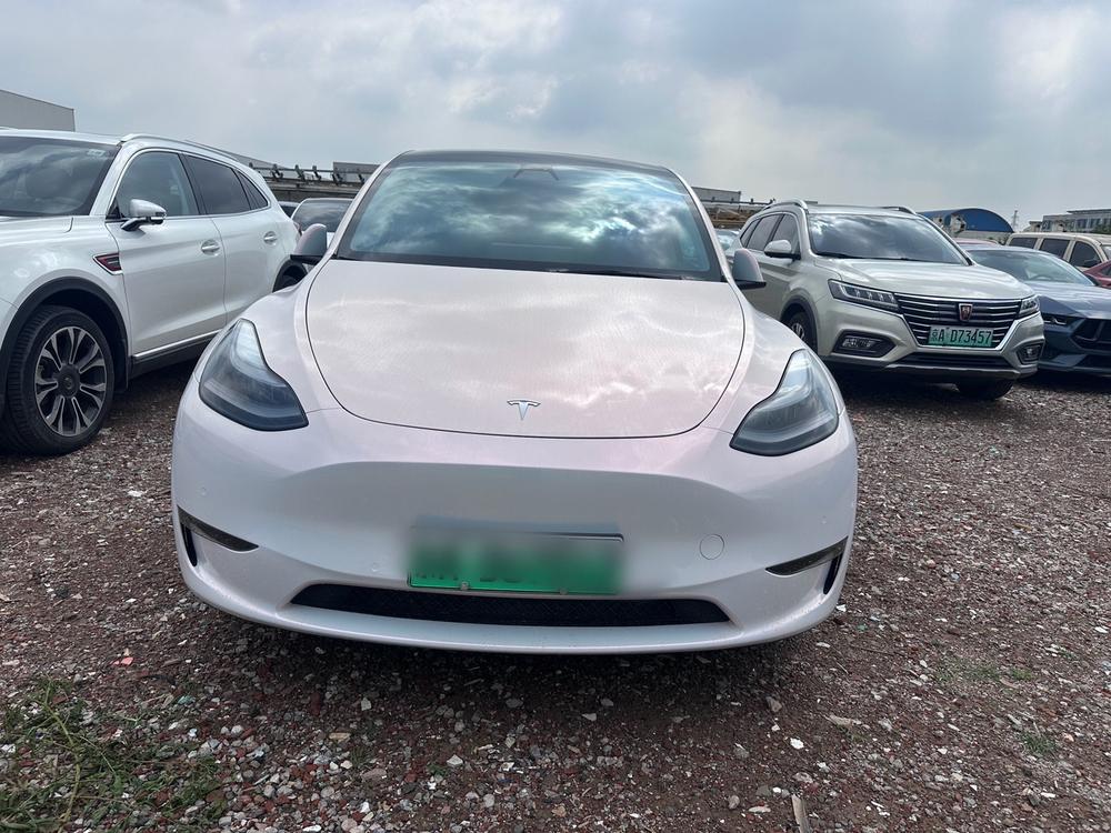 Tesla Model Y 2022 #2 Tesla Model Y 2022 car image #2