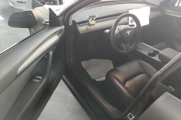 Tesla Model 3 2021 #16 Tesla Model 3 2021 car image #16
