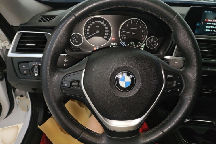 BMW 3 Series GT 2019 #15 BMW 3 Series GT 2019 car image #15