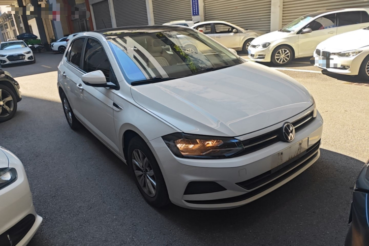 Volkswagen Polo 2021 car image #4