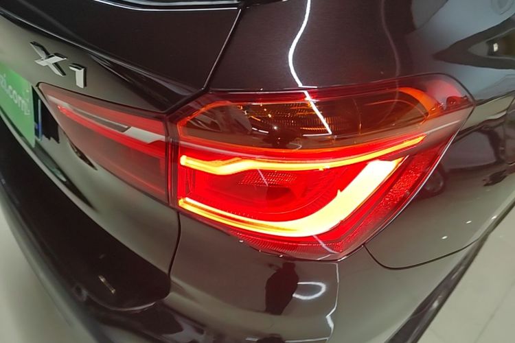 BMW X1 2017 #8 BMW X1 2017 car image #8