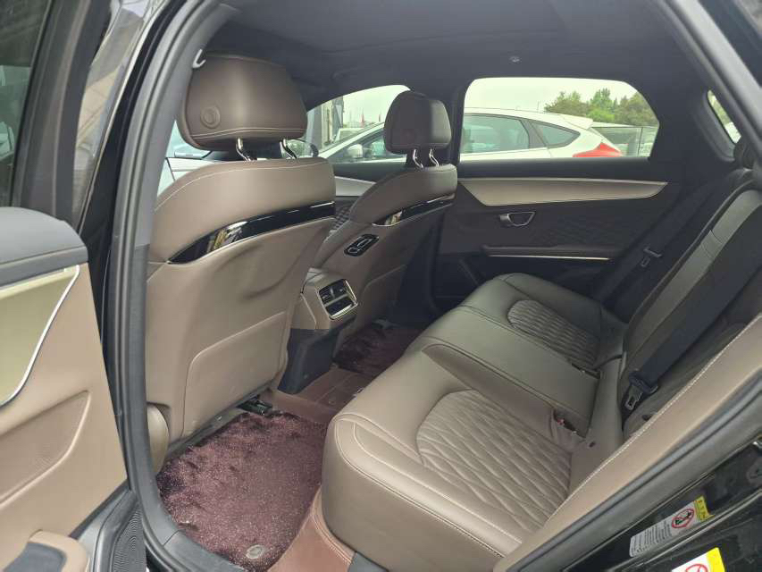BYD Han 2024 car image #4