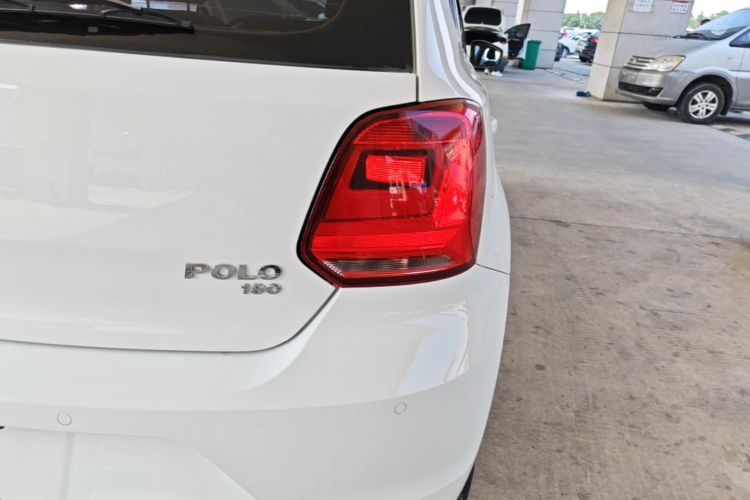 Volkswagen Polo 2016 image de voiture #8