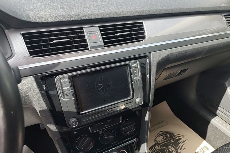 2021 #17 2021 imagem de carro #17