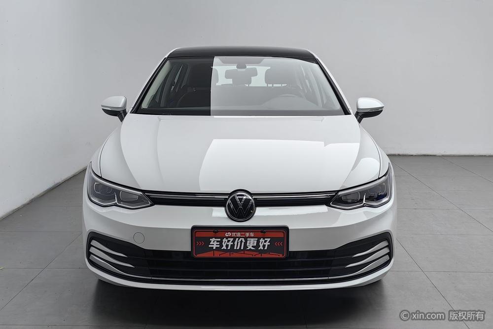 Volkswagen Golf 2021 #2 Volkswagen Golf 2021 صورة سيارة #2