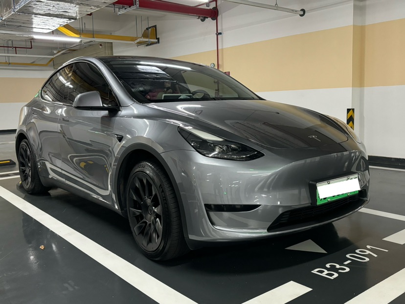 Tesla Model Y 2024 #3 Tesla Model Y 2024 car image #3