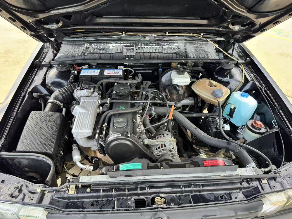 Volkswagen Santana Classic 2012 immagine di auto #9