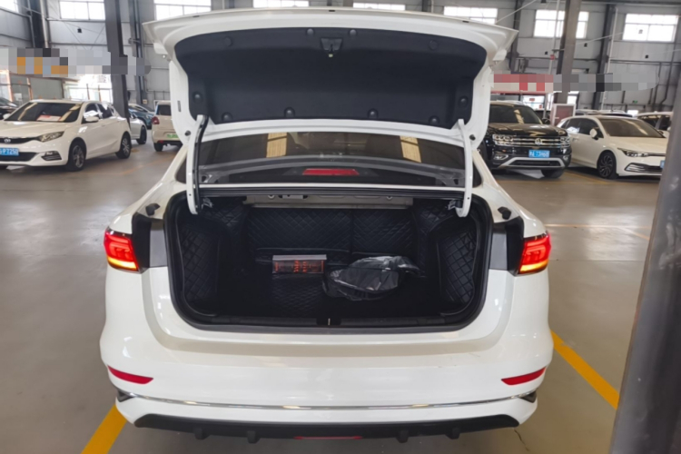 GEELY Emgrand 2022 car image #19