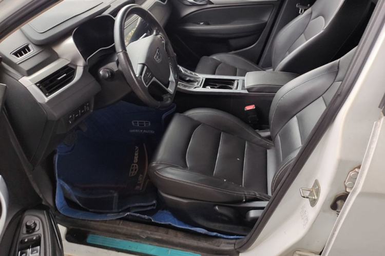GEELY Emgrand 2018 #17 GEELY Emgrand 2018 car image #17