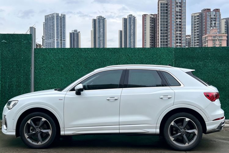 Audi Q3 2021 #8 Audi Q3 2021 car image #8