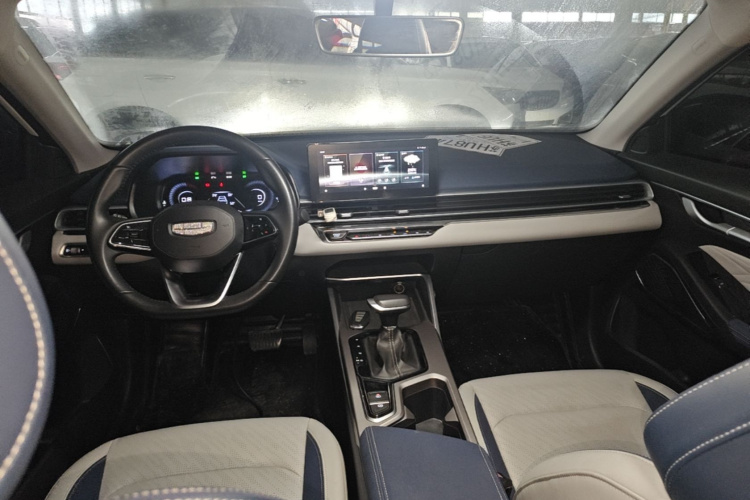 GEELY Emgrand 2021 #10 GEELY Emgrand 2021 car image #10