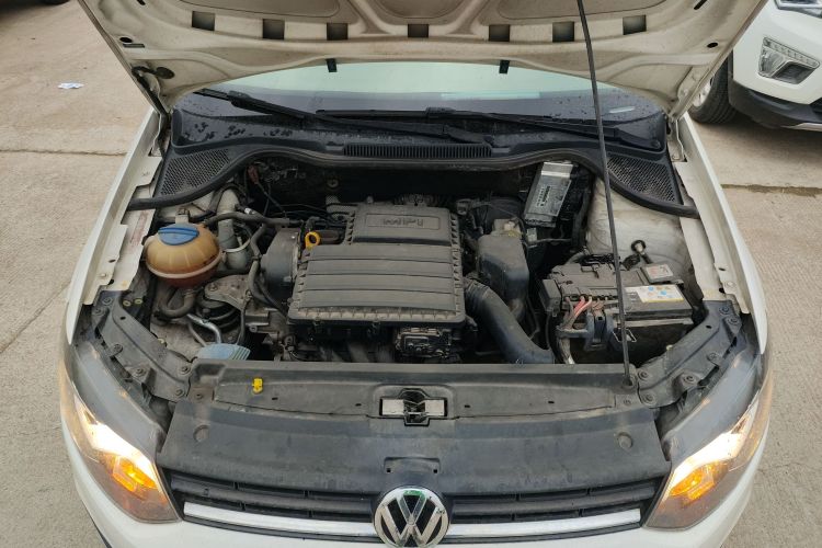 Volkswagen Polo 2019 immagine di auto #20