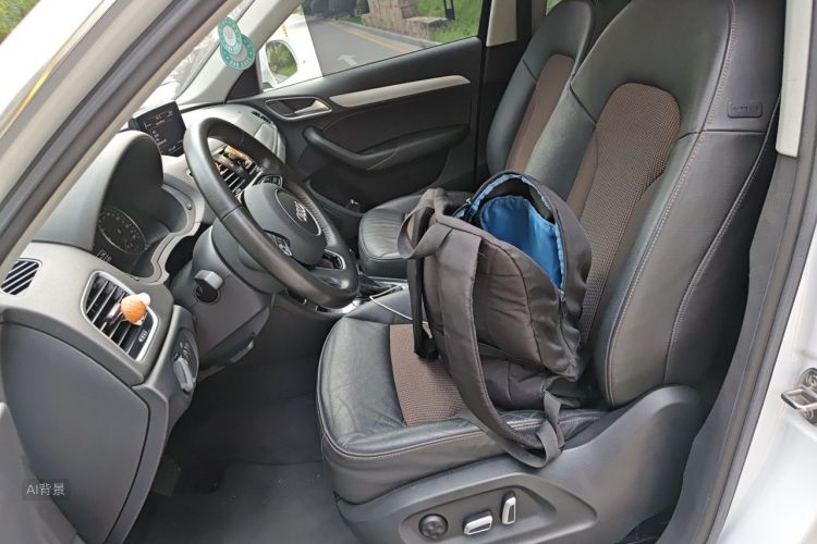 Audi Q3 2019 immagine di auto #17