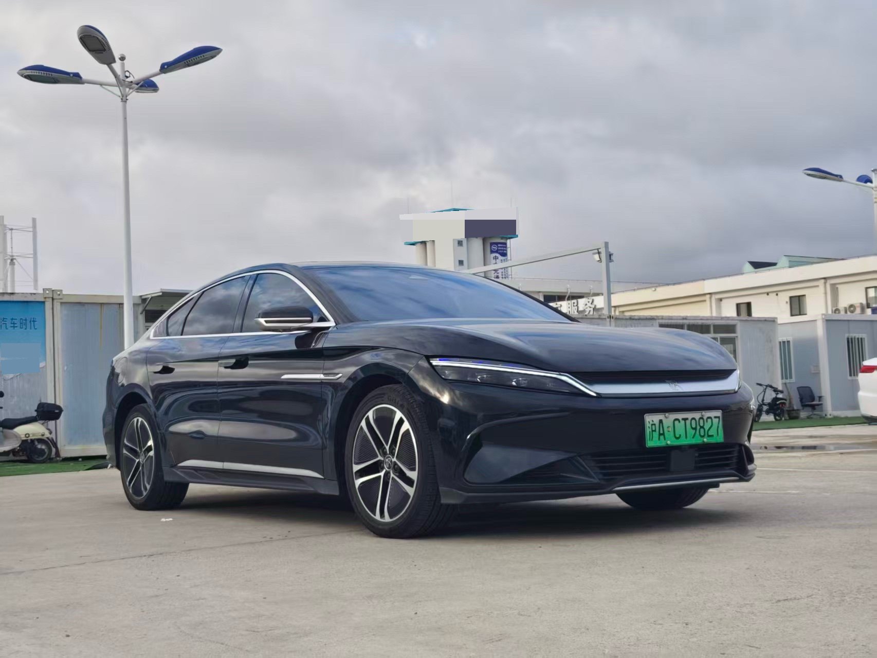 BYD Han 2023 imagem de carro #3