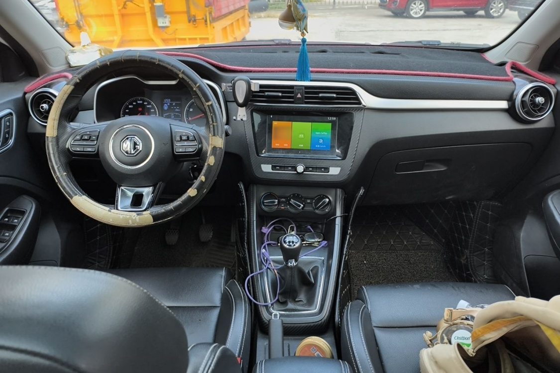 MG ZS 2017 #21 MG ZS 2017 car image #21